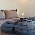 Tolis Rooms
