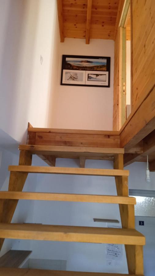Tolis Apartment Himare