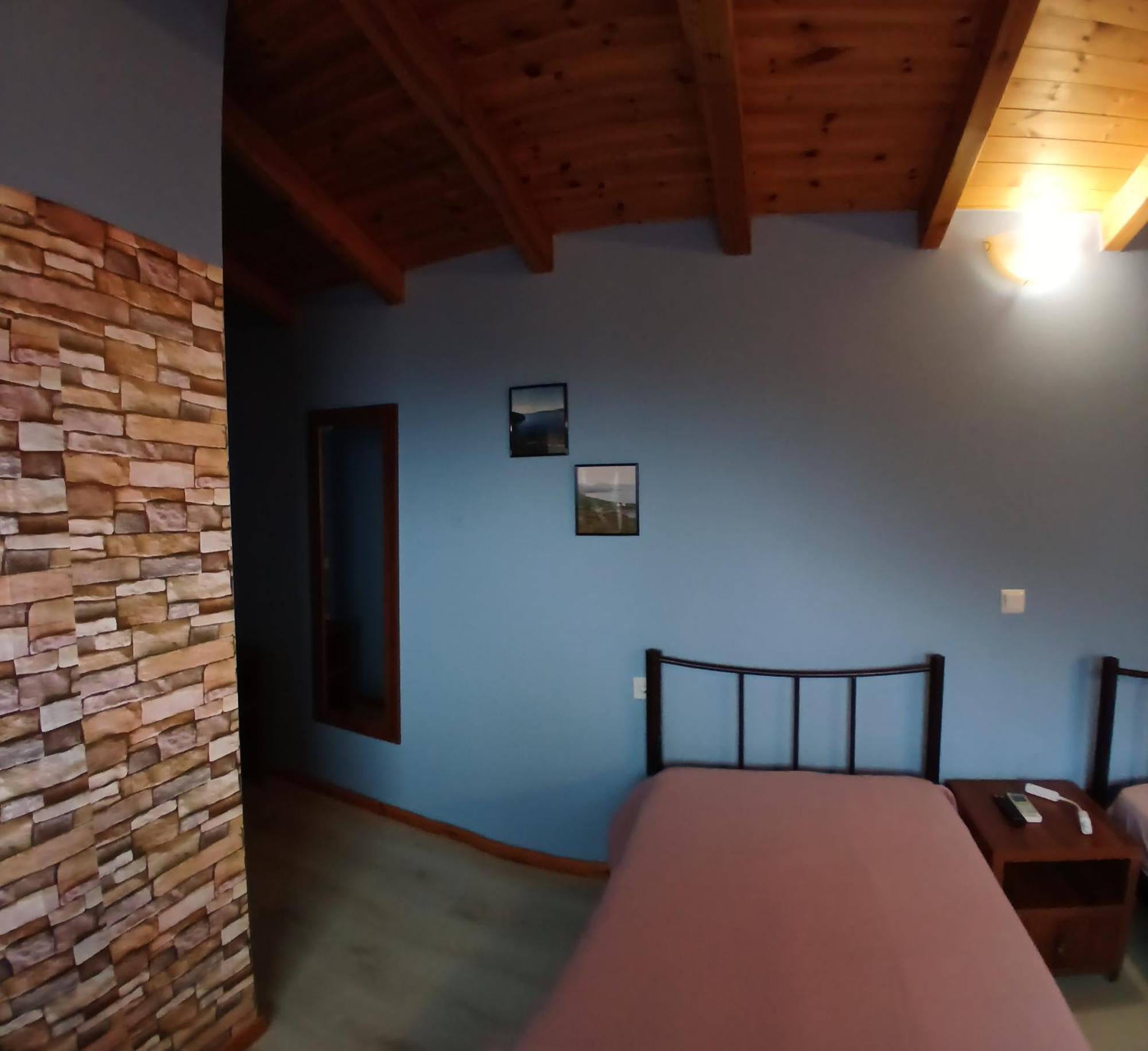 Apartment Tolis Himare