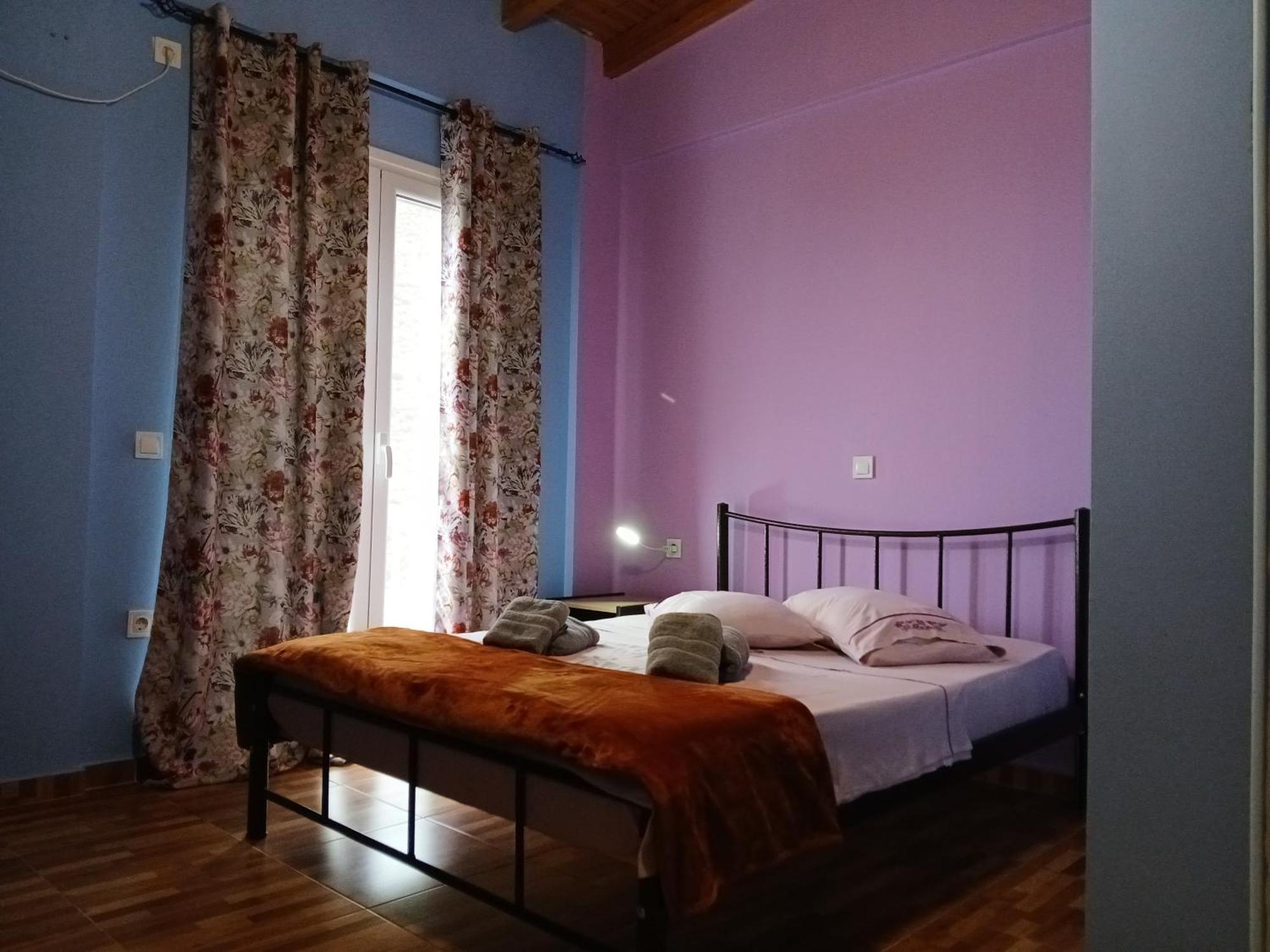 Apartment Tolis Himare